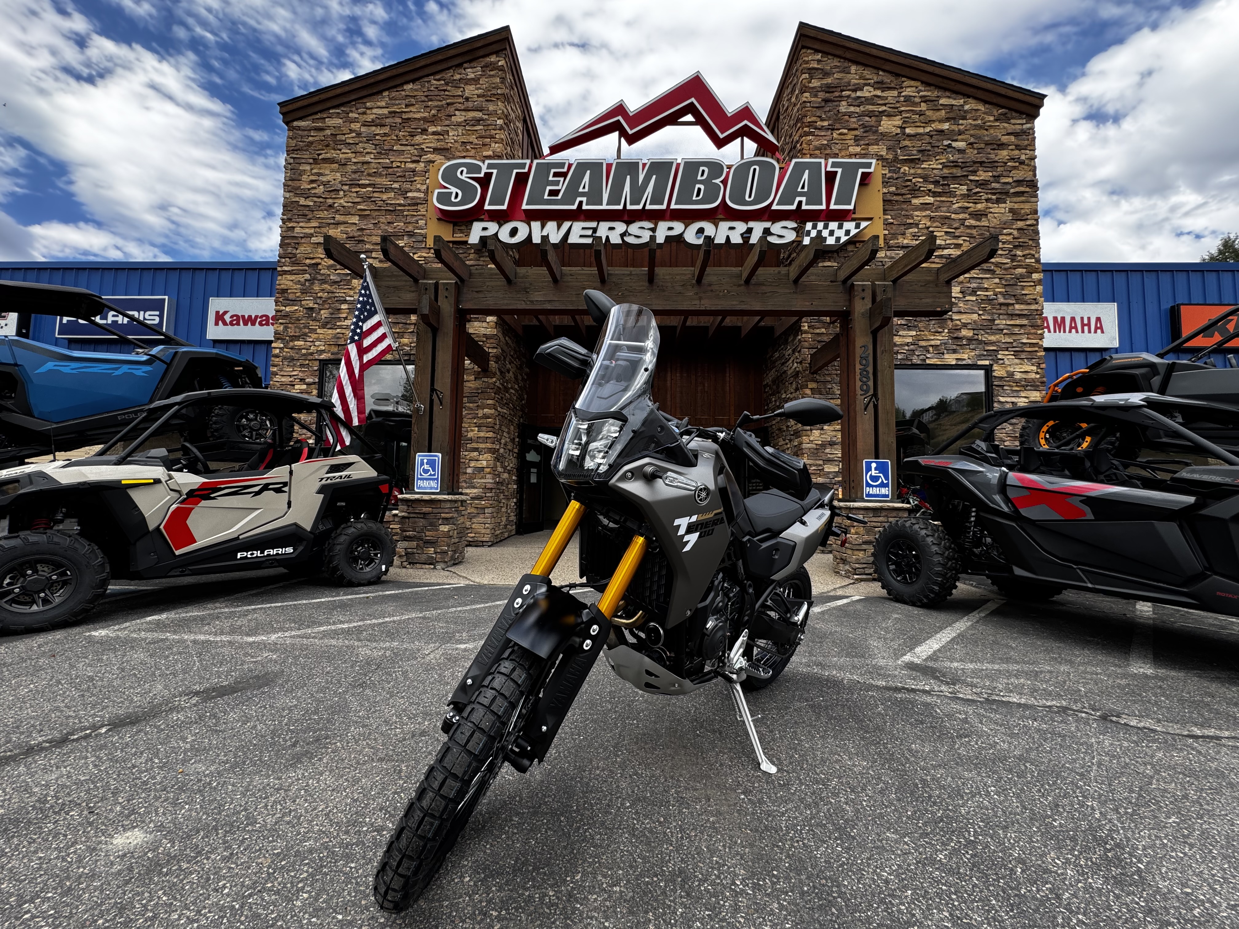 2026 Yamaha TÉNÉRÉ 700 Street Motorcycle 400cc +
