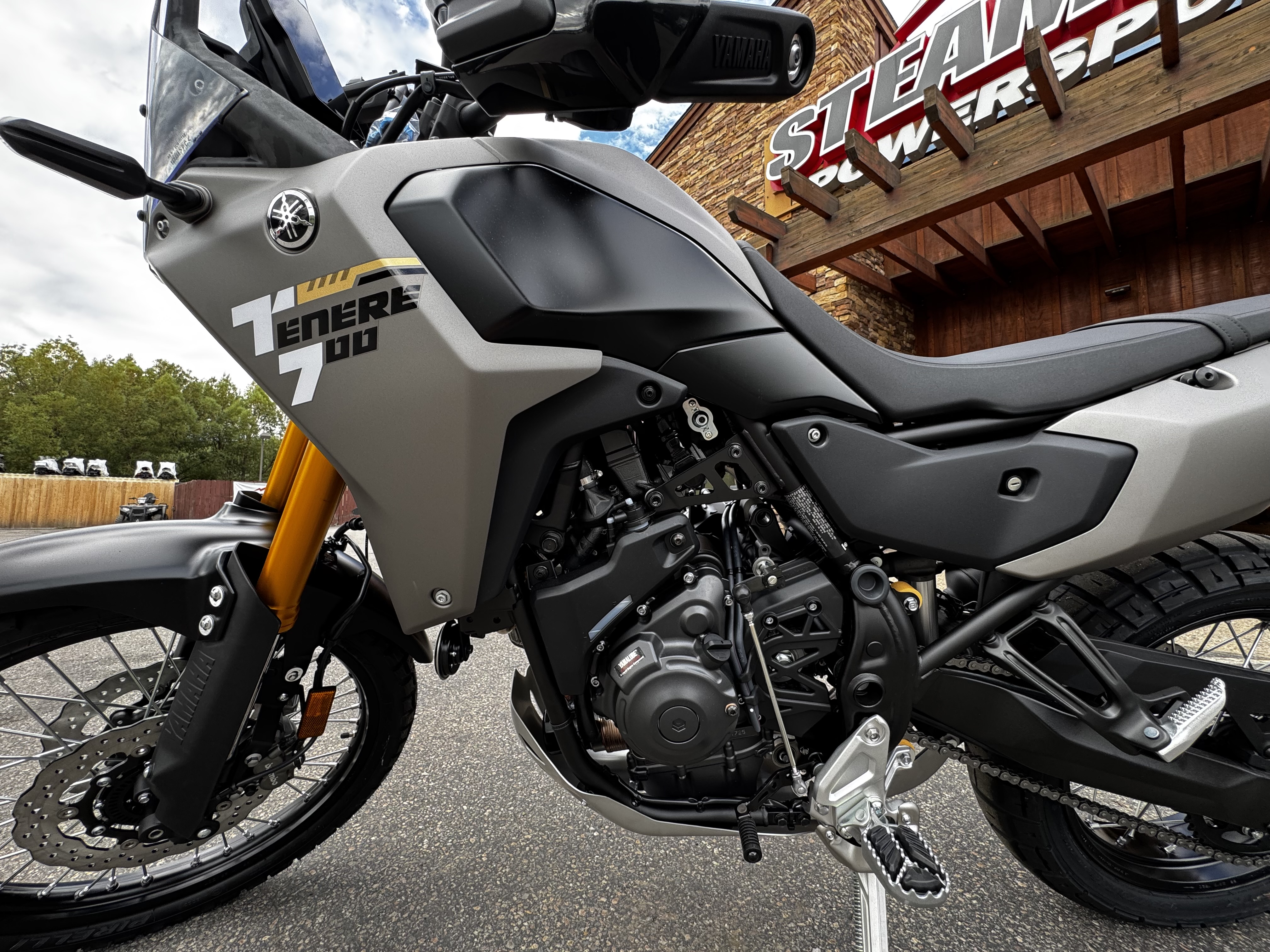 2026 Yamaha TÉNÉRÉ 700 Street Motorcycle 400cc +