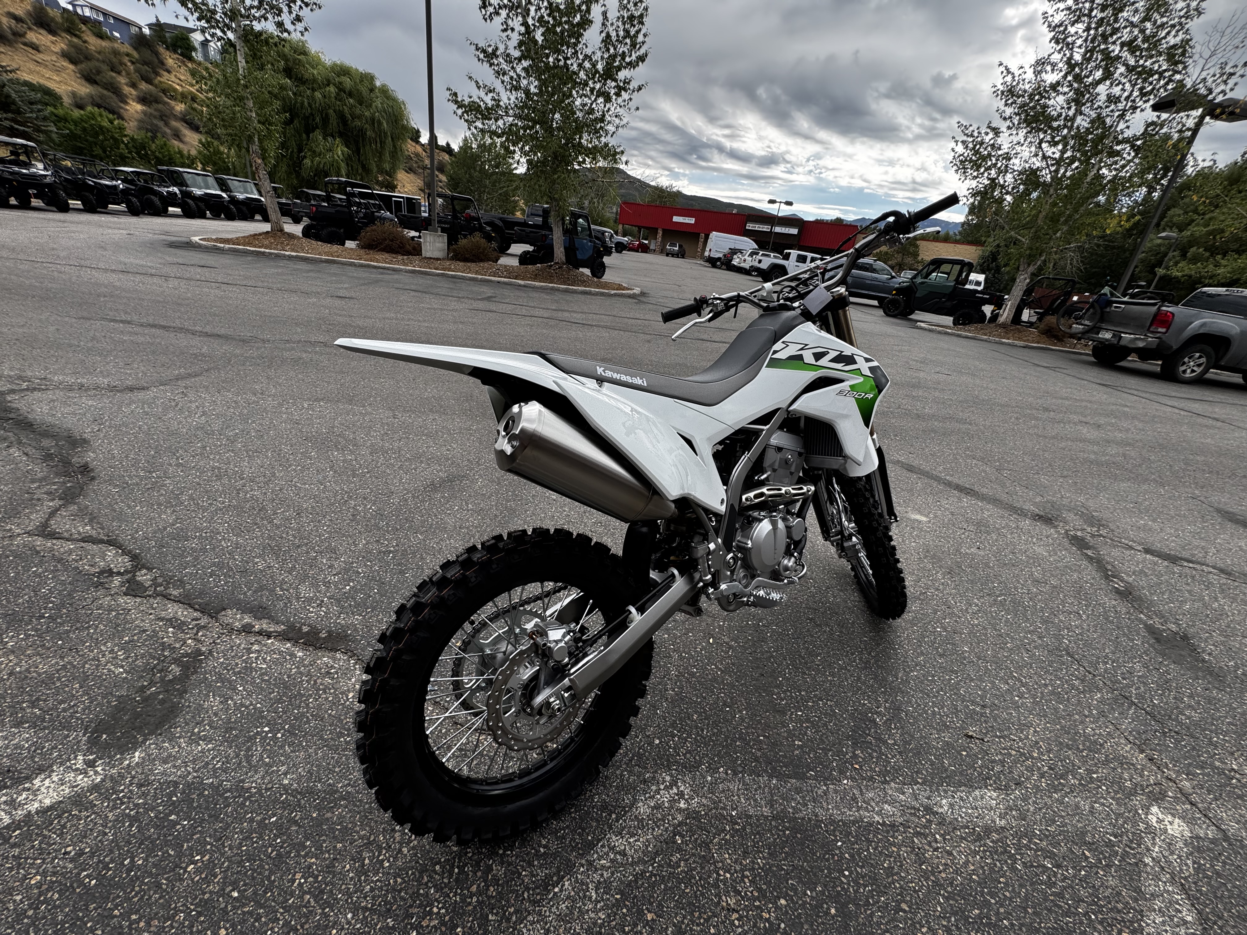 2027 KAWASAKI KLX300R Dirt Bike