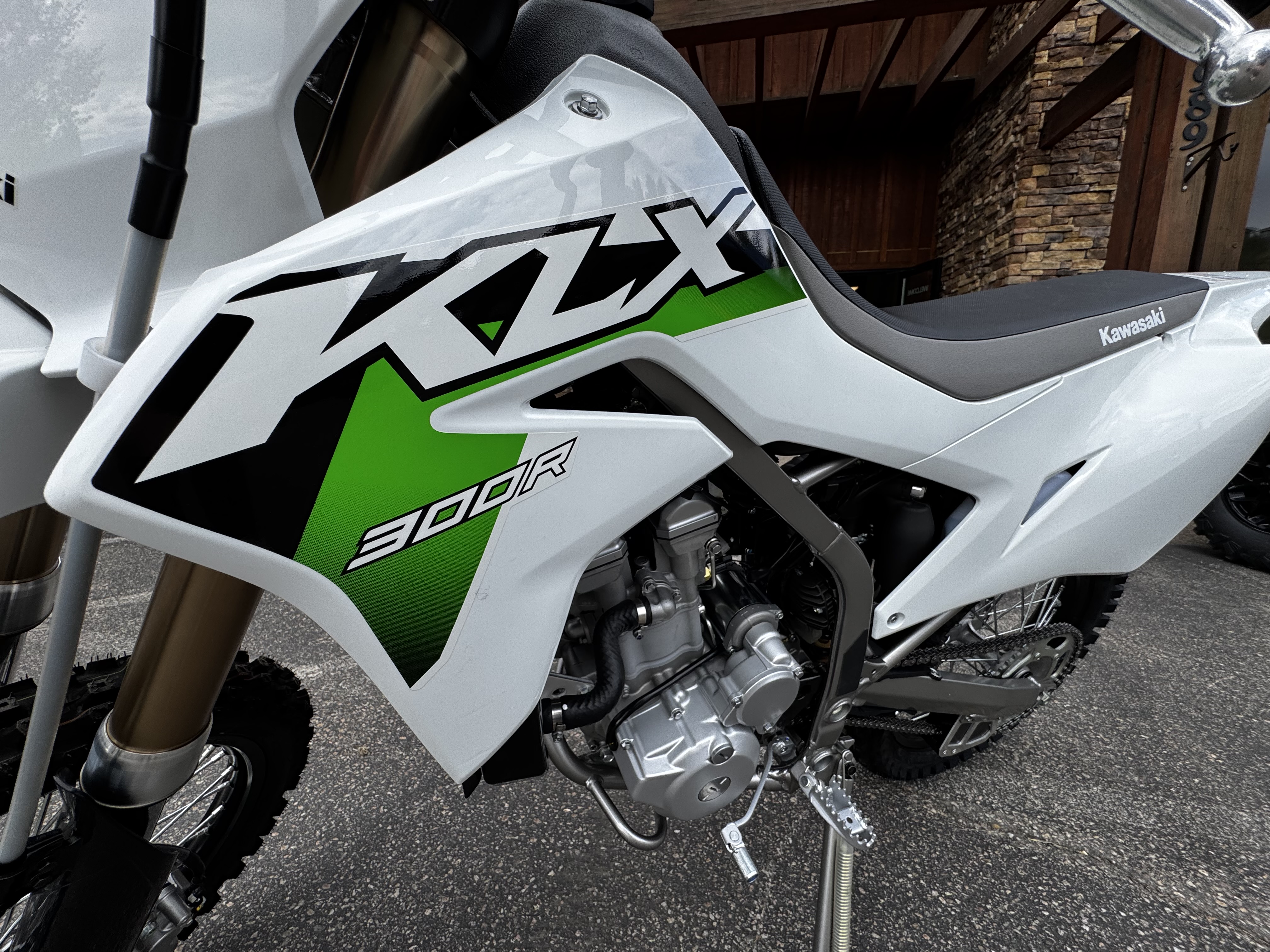 2027 KAWASAKI KLX300R Dirt Bike