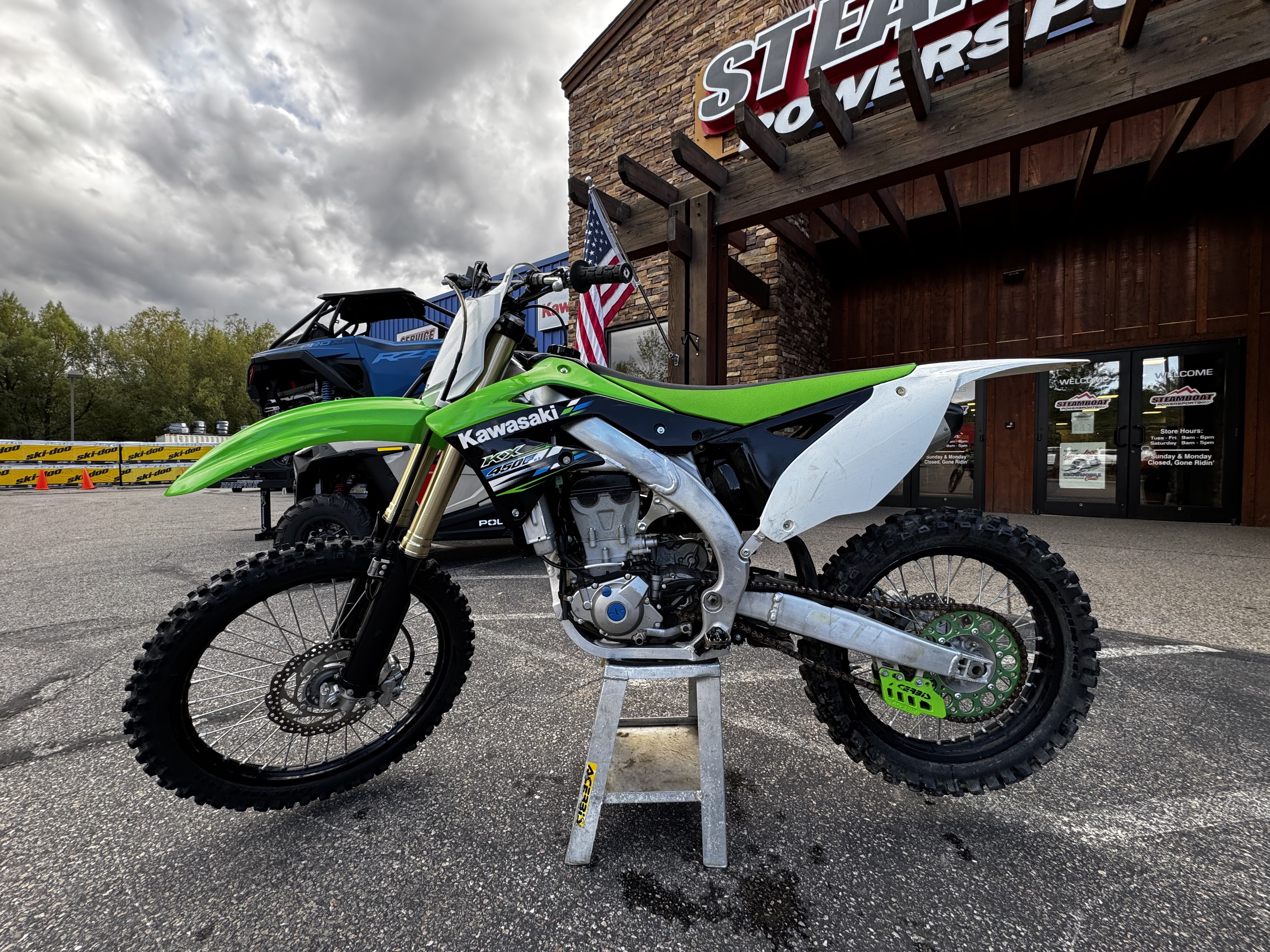 2013 KAWASAKI KX450FDF Dirt Bike