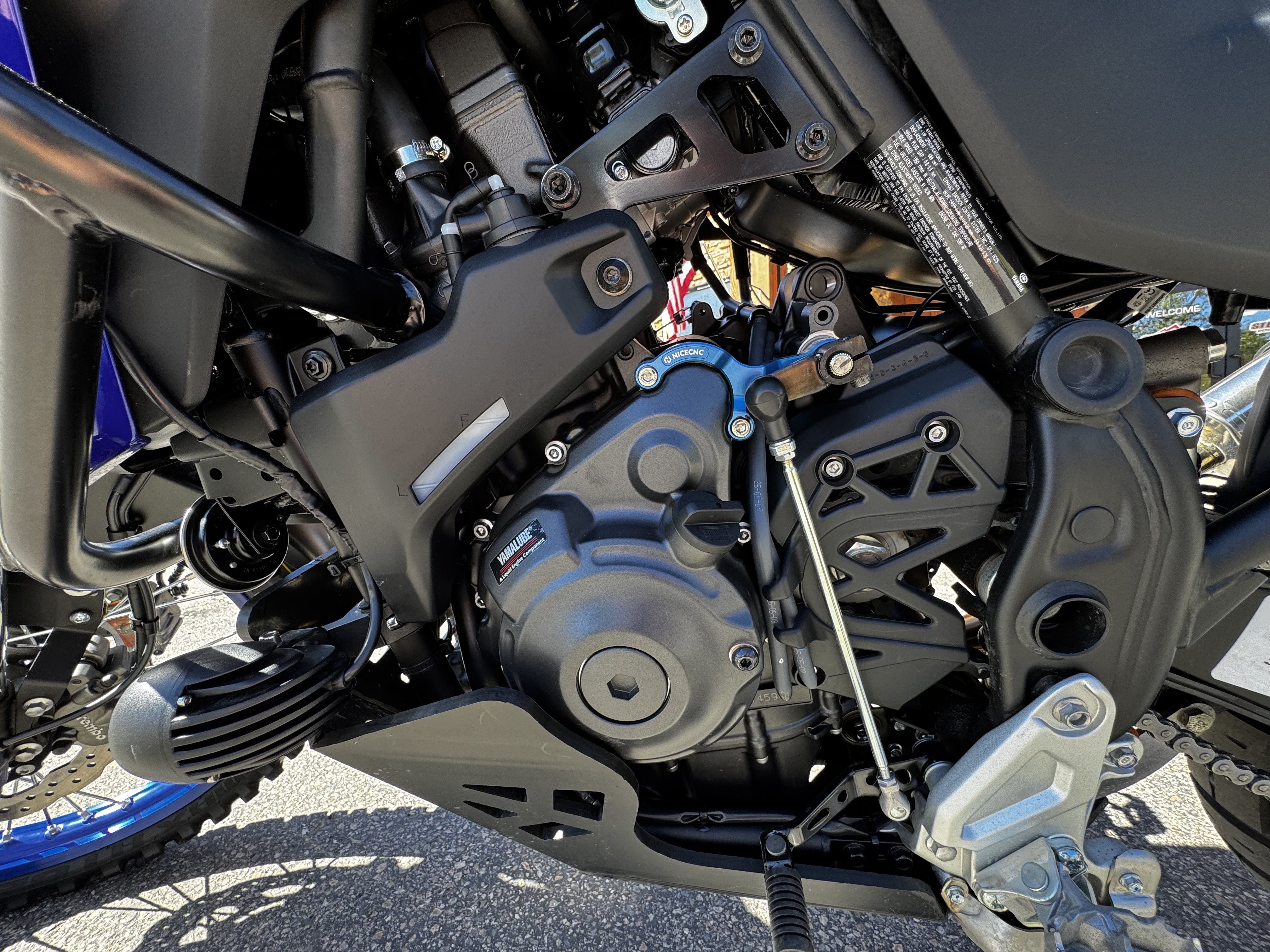 2025 YAMAHA TENERE 700 Street Motorcycle 400cc +