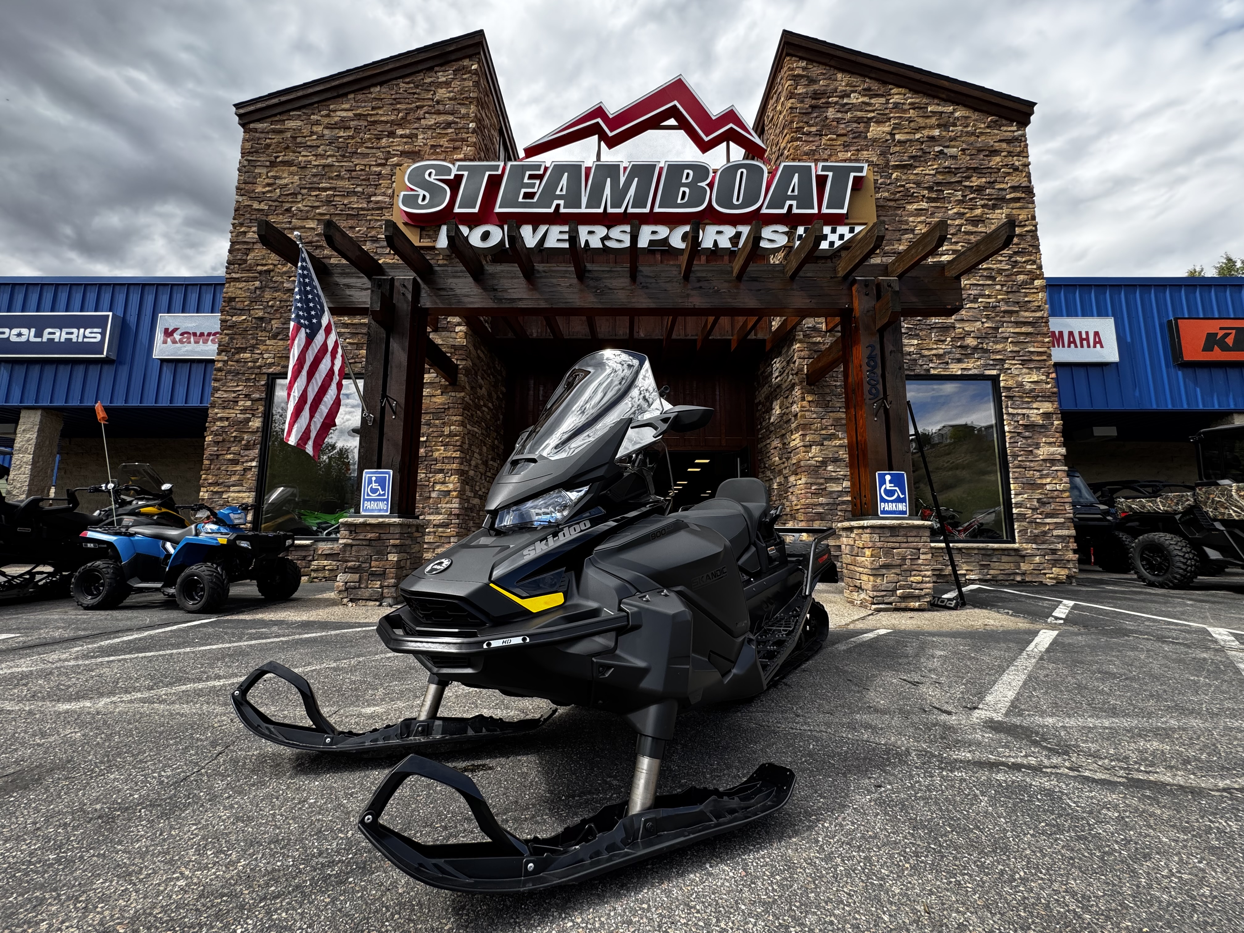 2026 Ski-Doo SKANDIC LE 900ACE 24" Snowmobile