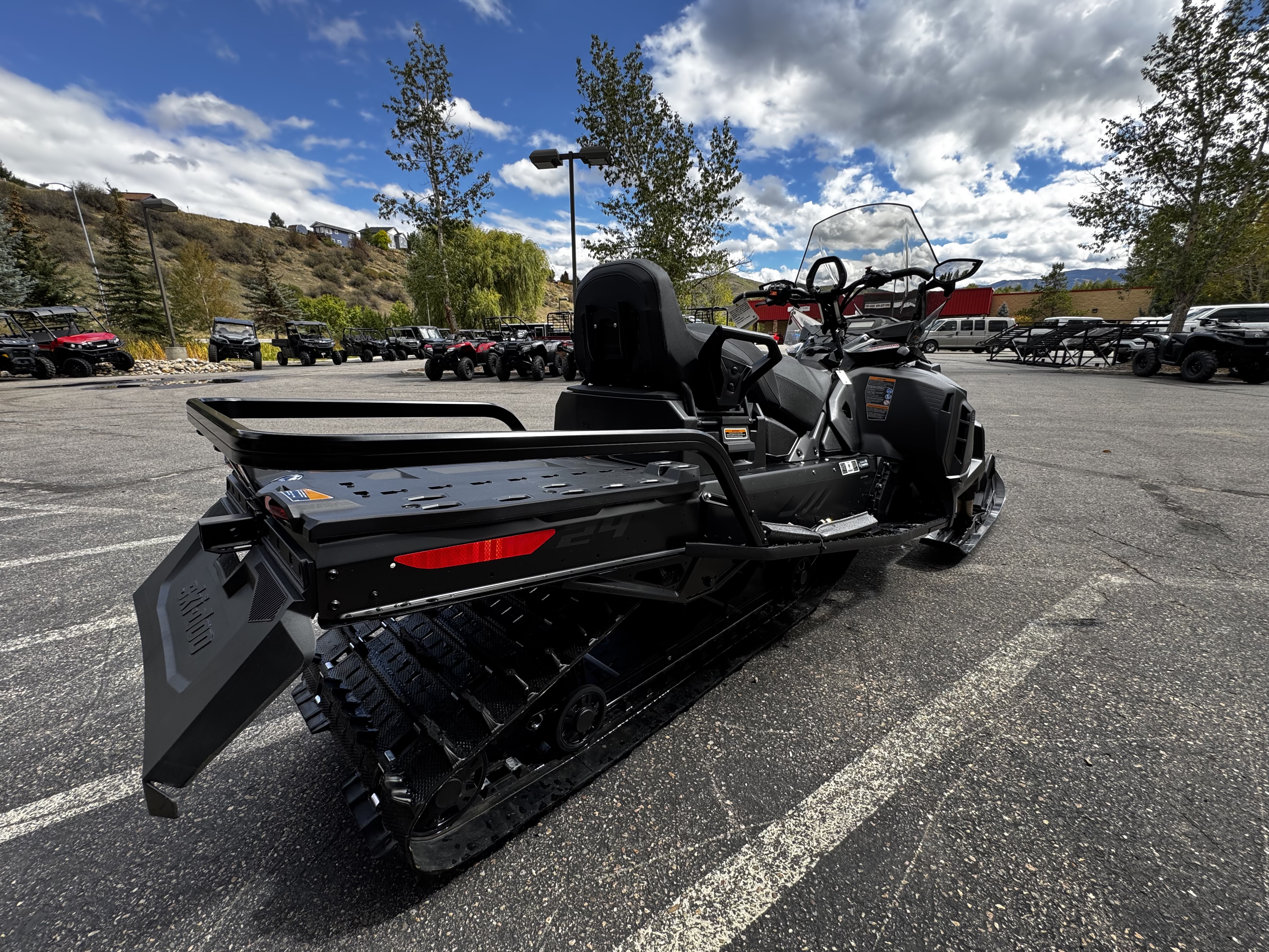 2026 Ski-Doo SKANDIC LE 900ACE 24" Snowmobile