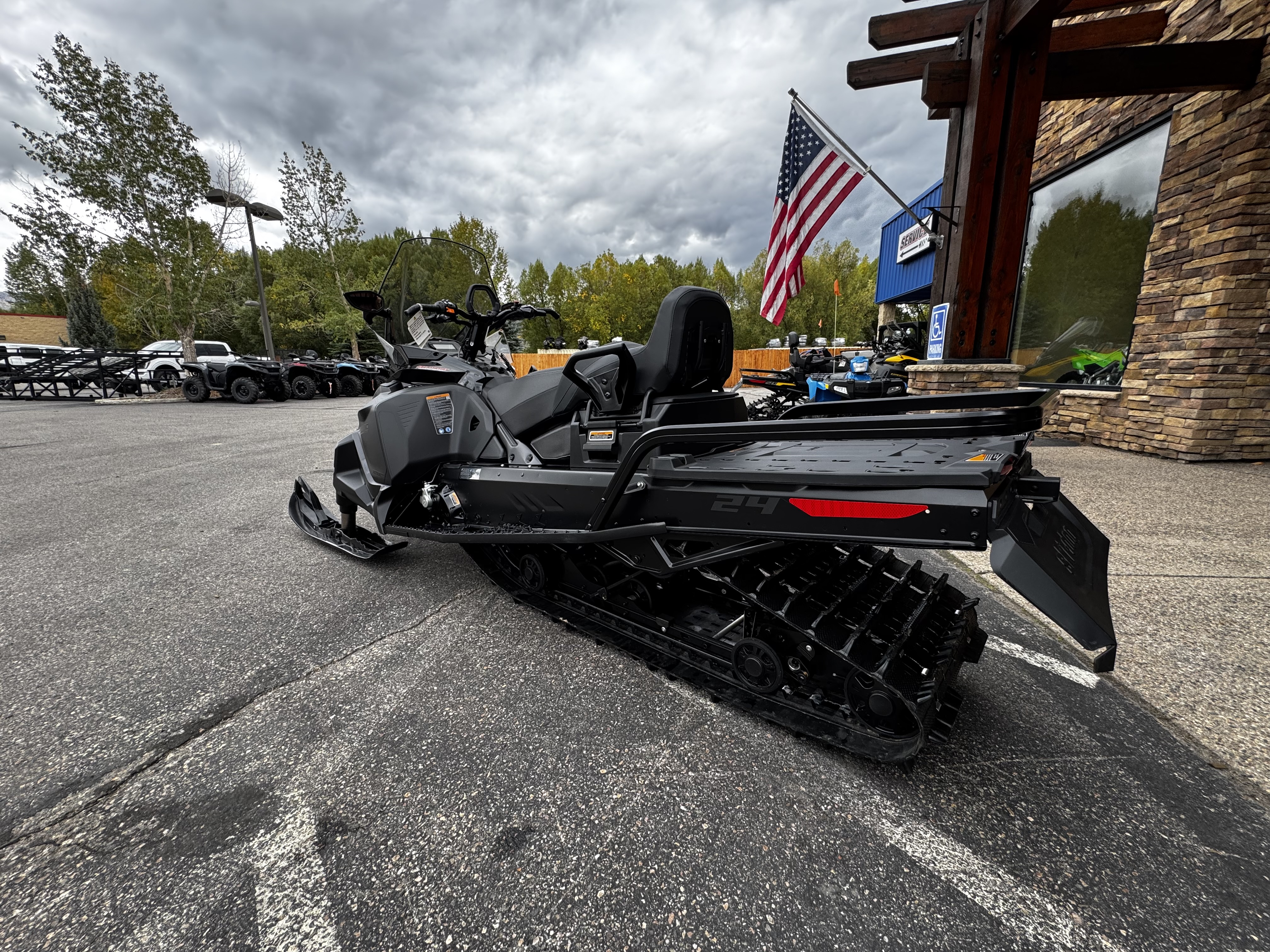2026 Ski-Doo SKANDIC LE 900ACE 24" Snowmobile
