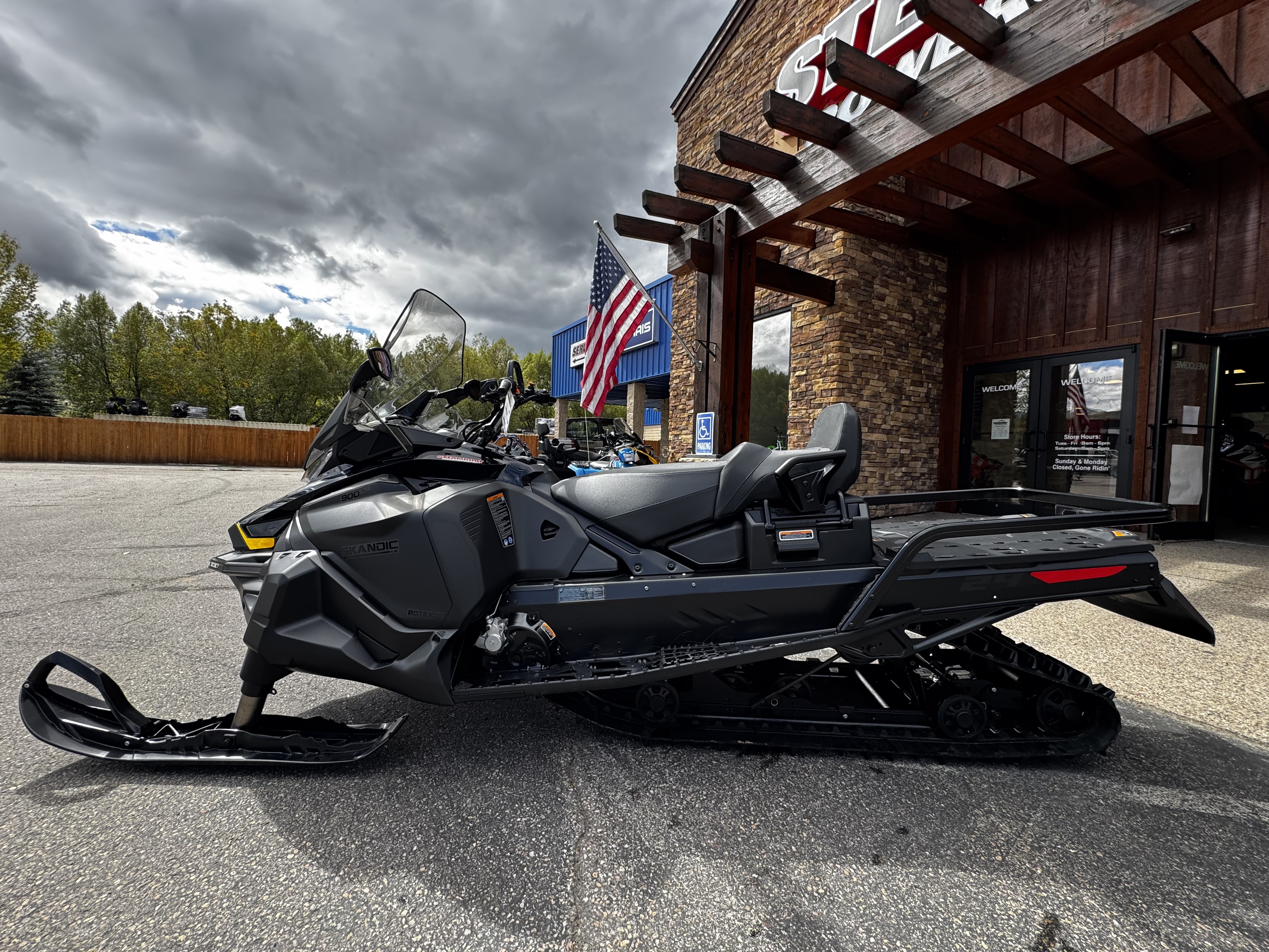 2026 Ski-Doo SKANDIC LE 900ACE 24" Snowmobile