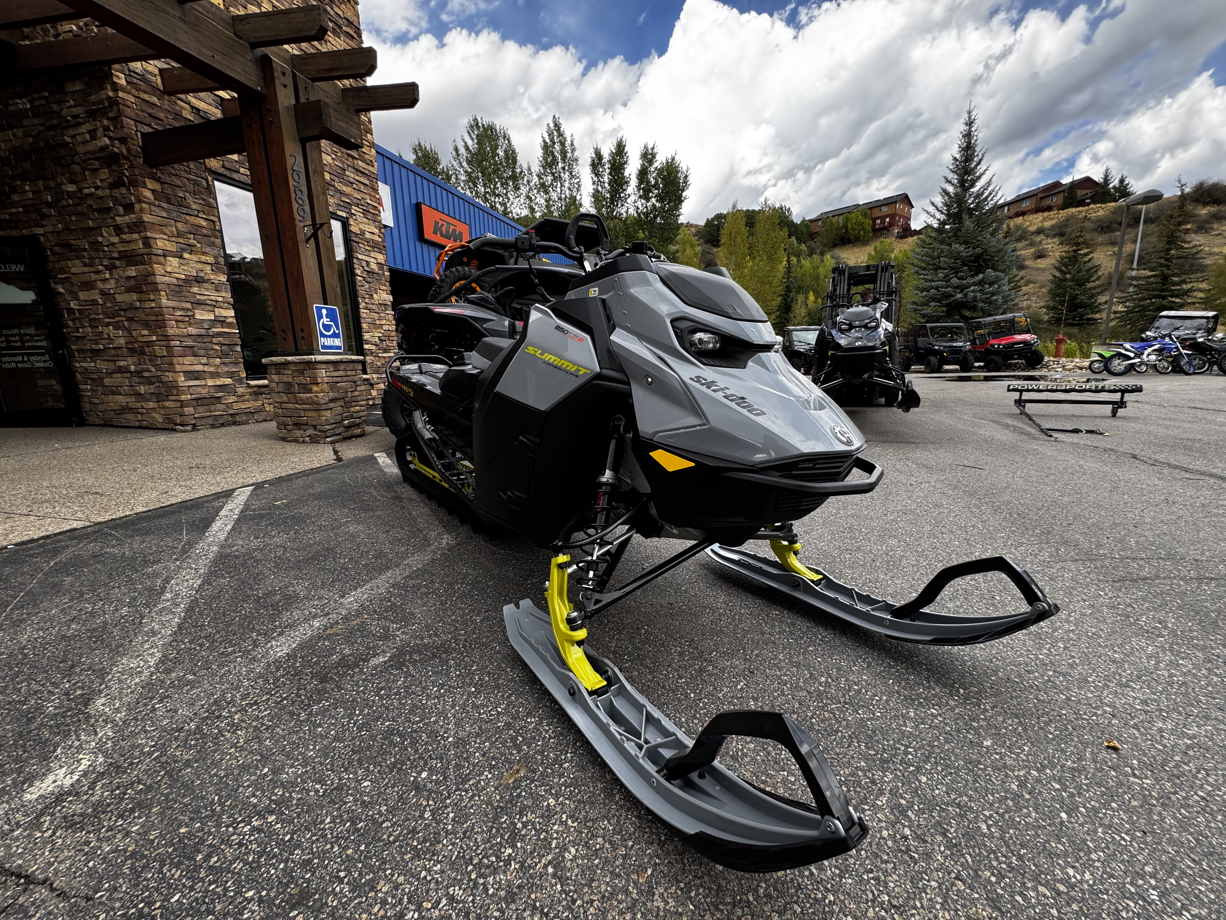 2026 Ski-Doo SUMMIT EDGE 850 TURBO S 165 3.0 Snowmobile