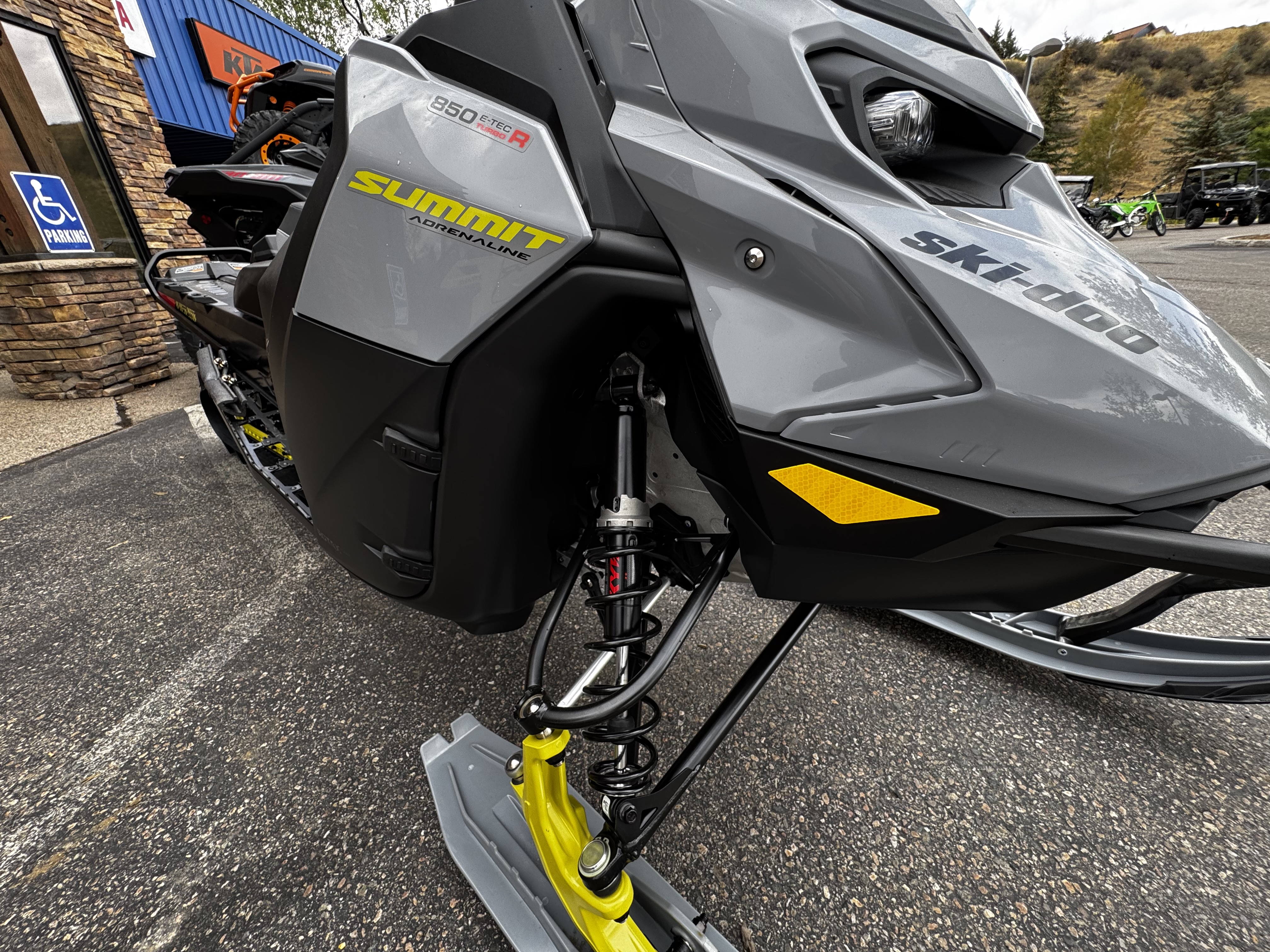 2026 Ski-Doo SUMMIT EDGE 850 TURBO S 165 3.0 Snowmobile