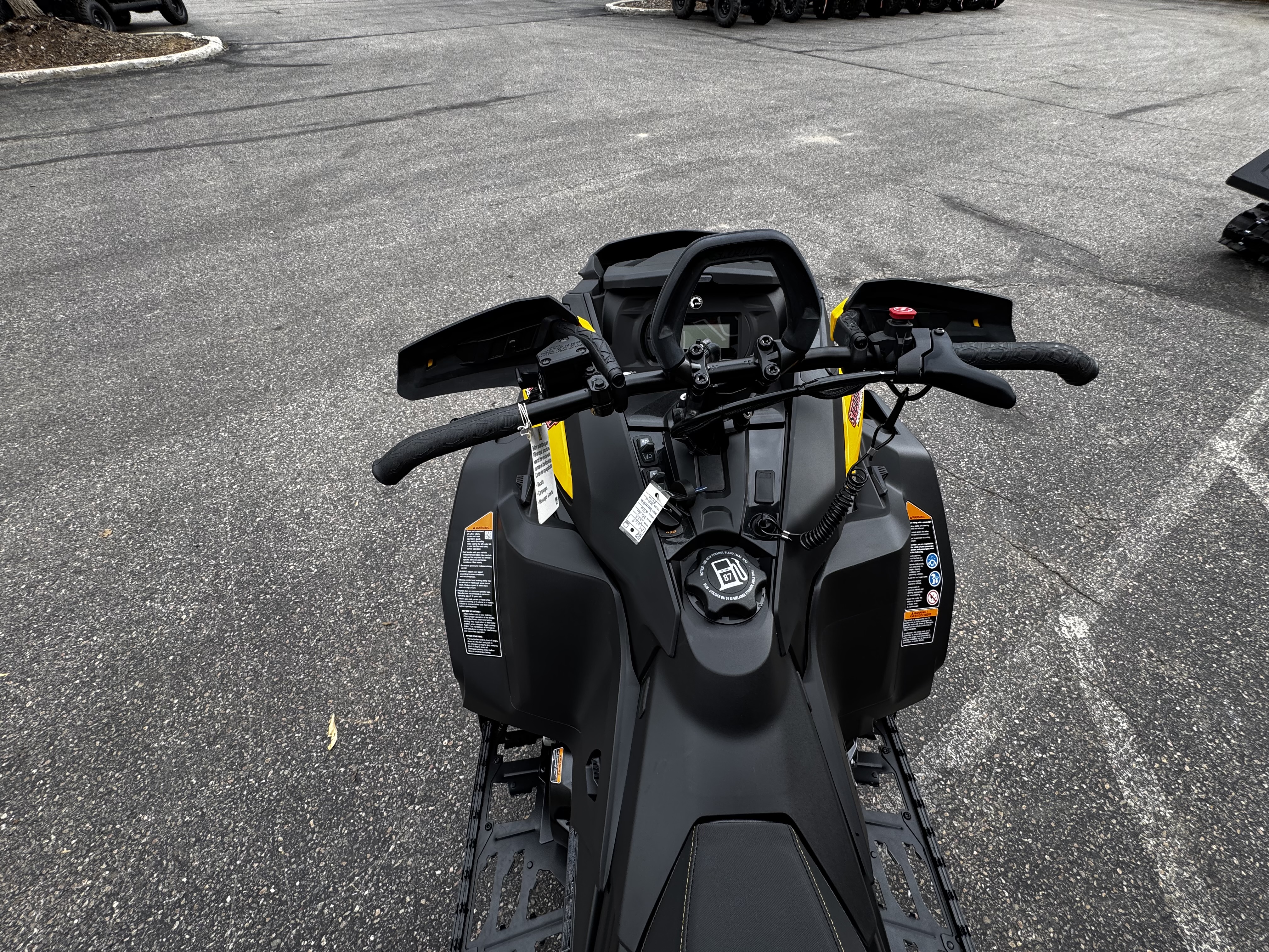 2026 Ski-Doo SUMMIT NEO PLUS 600 146 1.75 Snowmobile