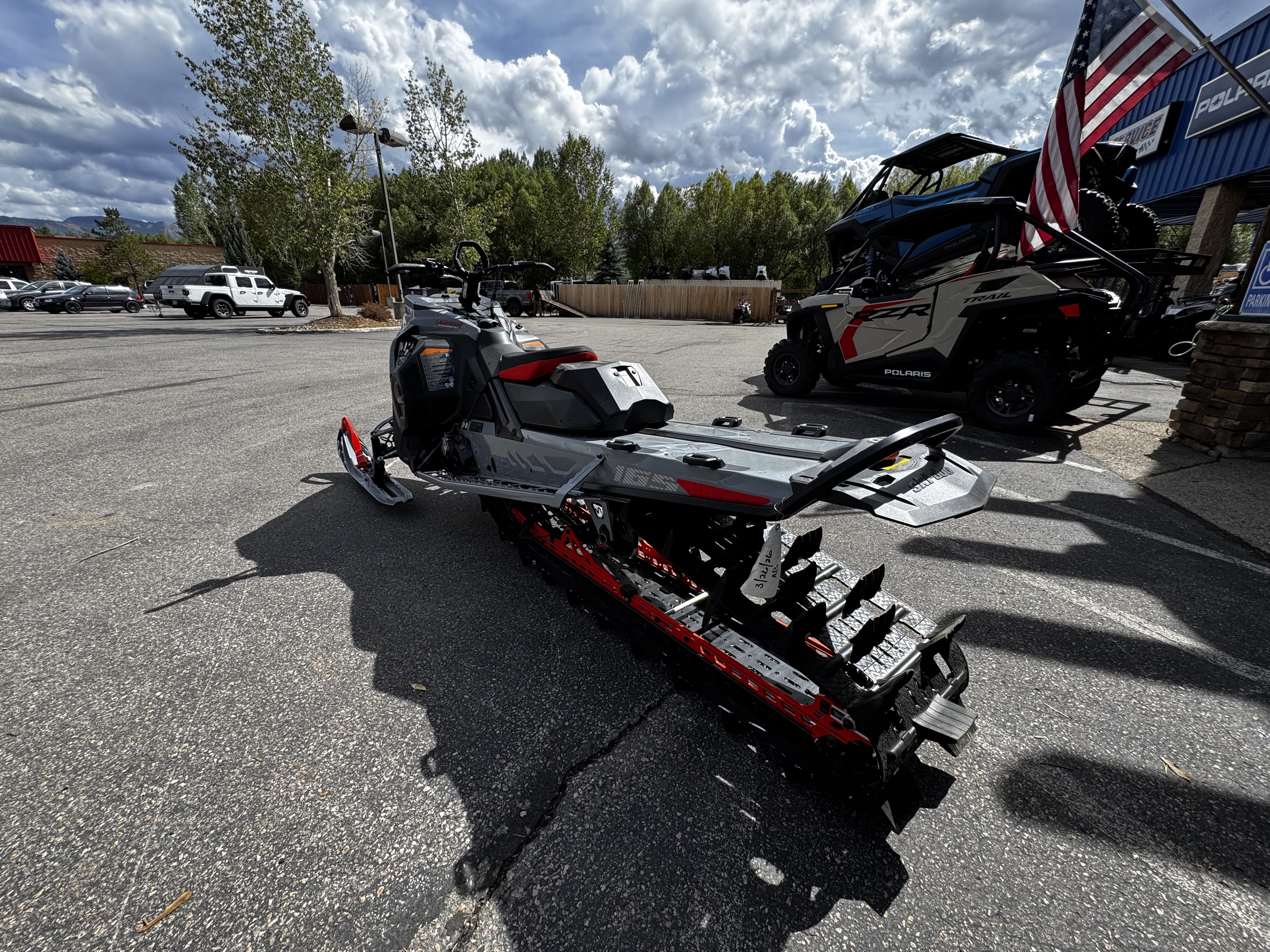 2026 Ski-Doo SUMMIT X 850 10.25 165 3.0 Snowmobile