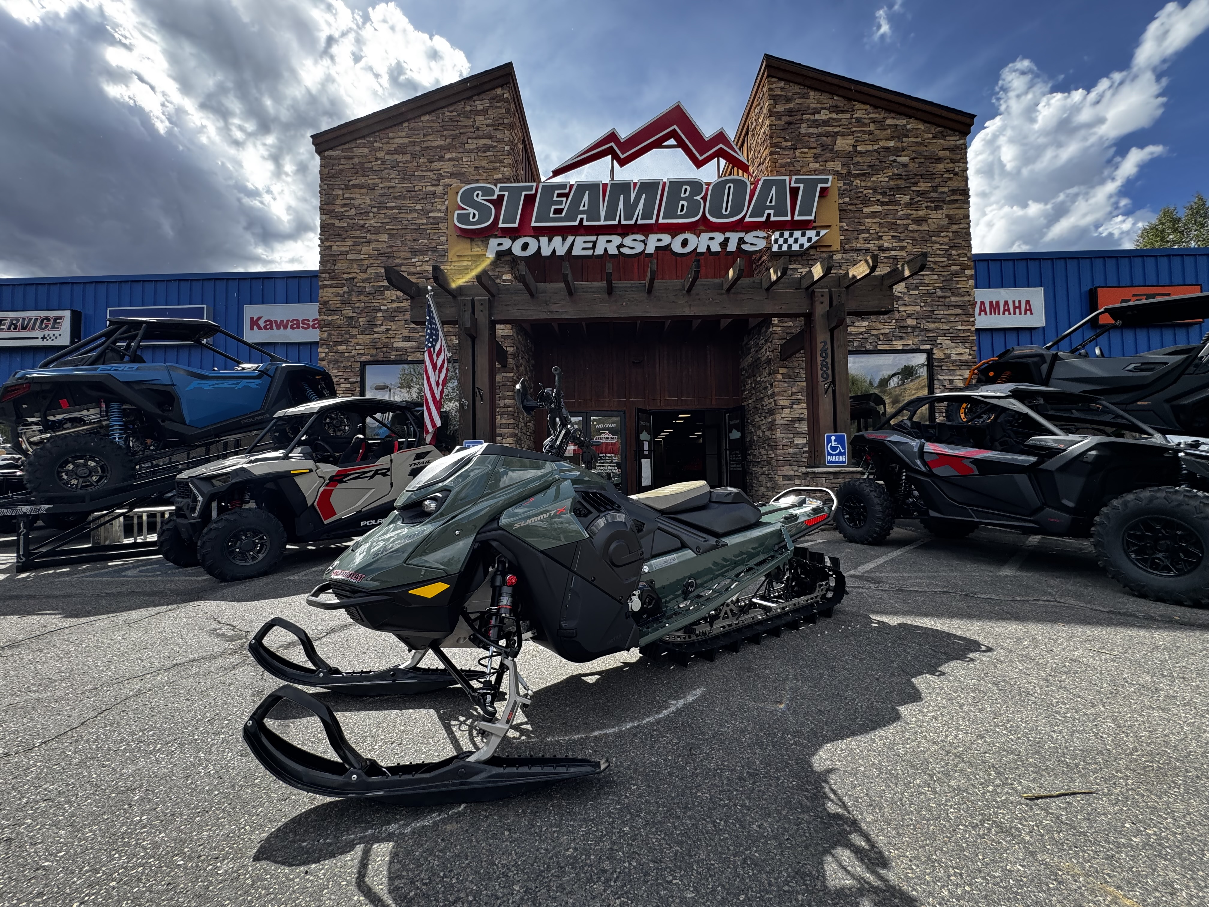 2026 Ski-Doo SUMMIT EXPERT 850 TURBO 154 10.25 3.0 Snowmobile