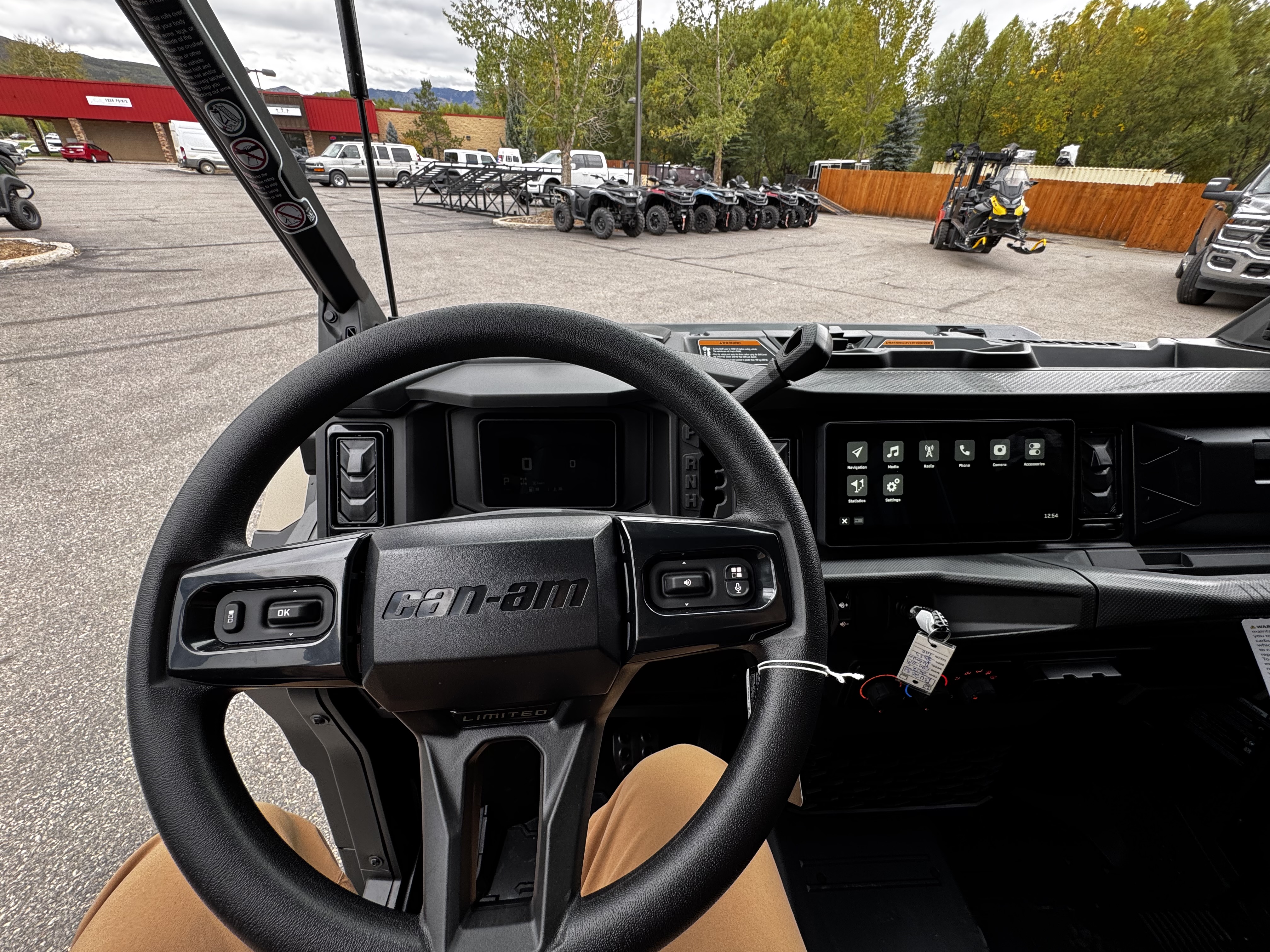 2027 Can-Am DEFENDER XU LTD HD11 UTV
