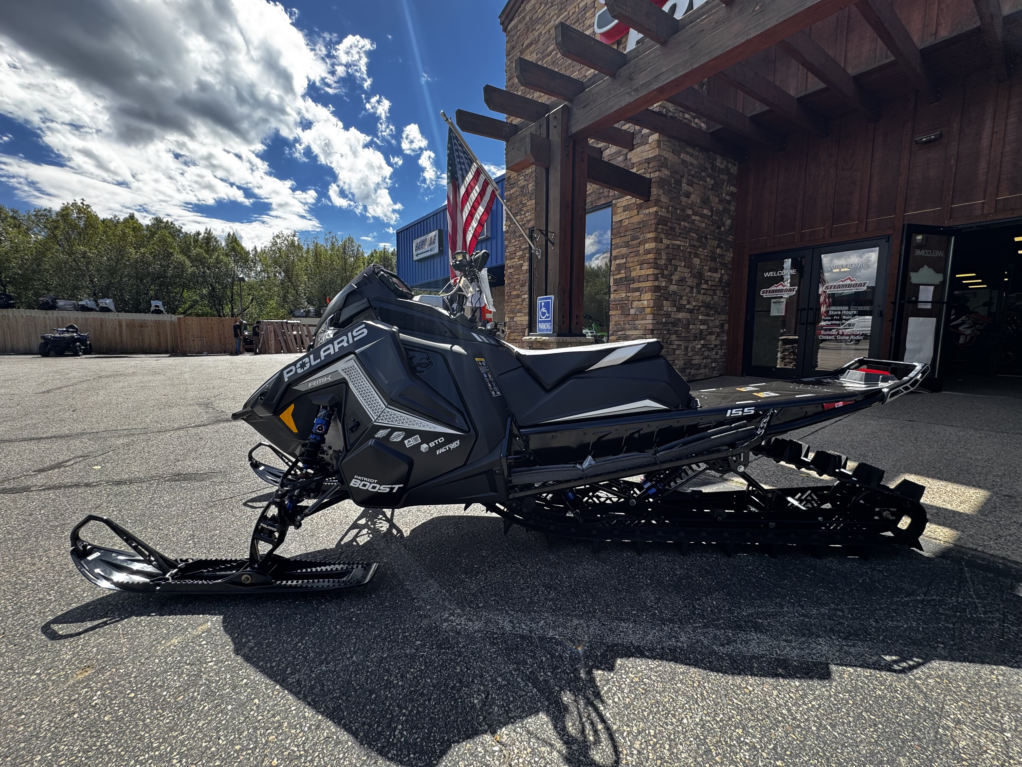 2027 POLARIS BOOST RMK FACTORY EDITION 155 2.75 BLK Snowmobile