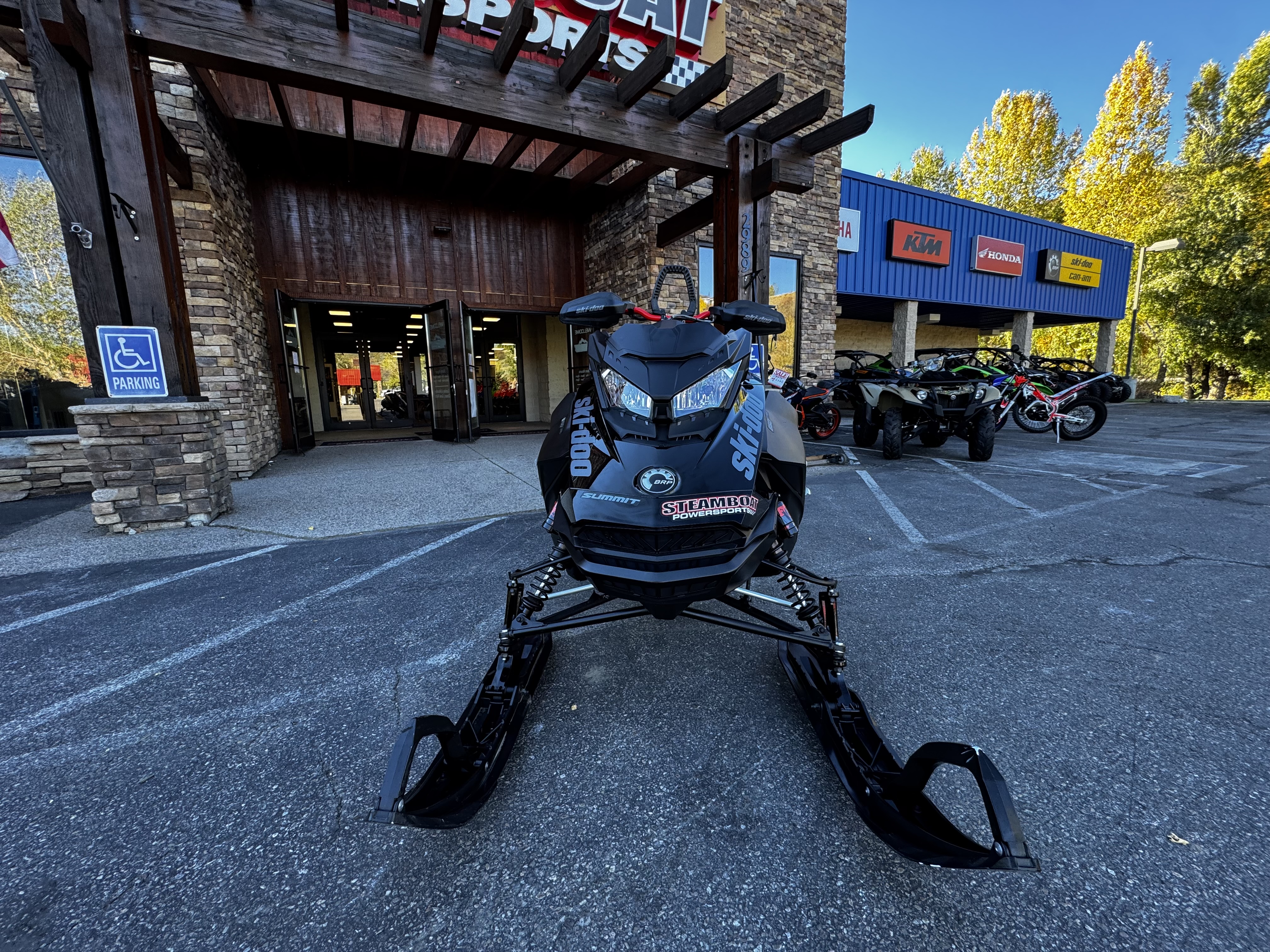 2020 Ski-Doo SUMMIT 850 SP 154 3" Snowmobile