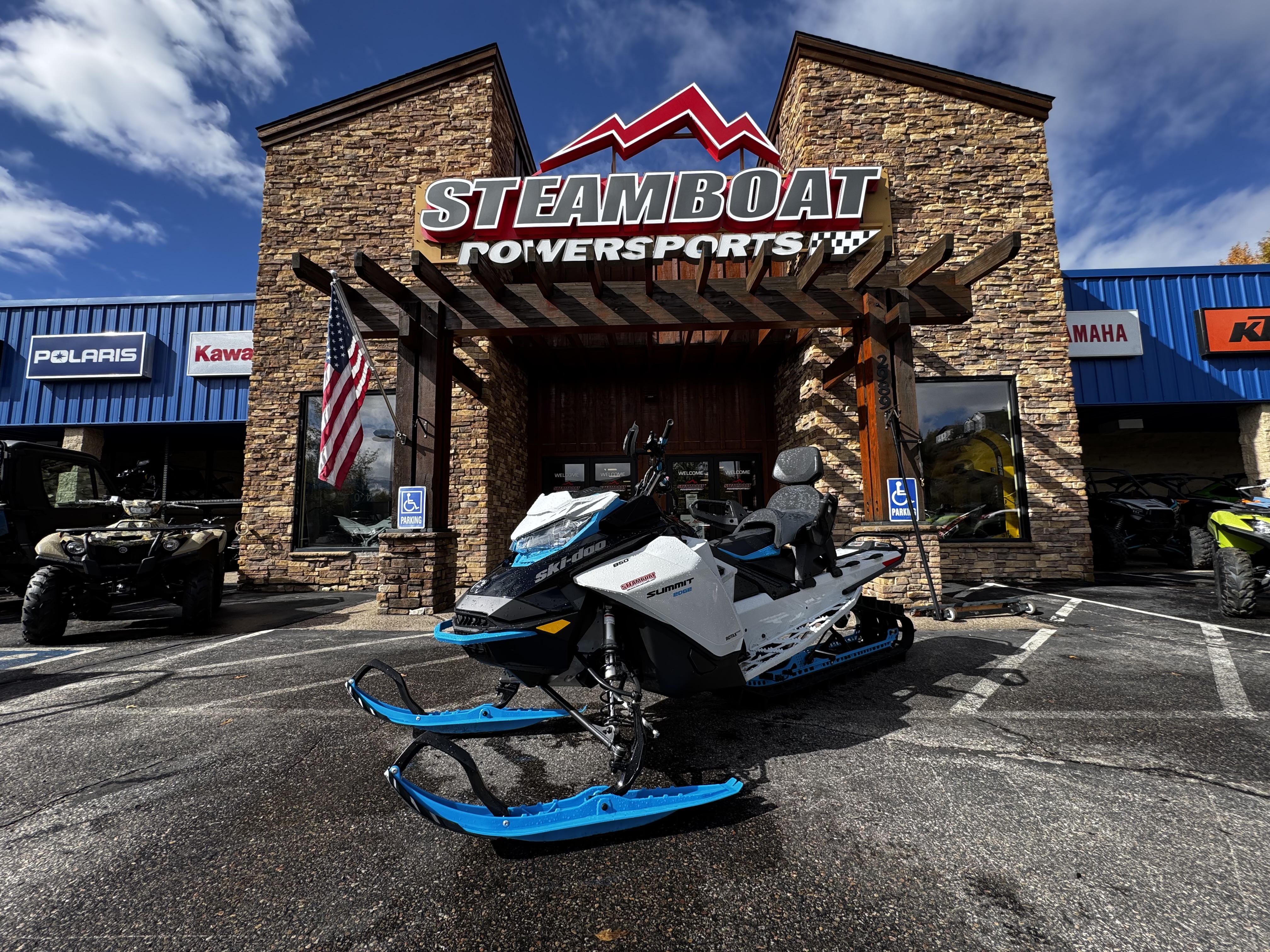 2022 Ski-Doo SUMMIT EDGE 850 S 165 3 Snowmobile