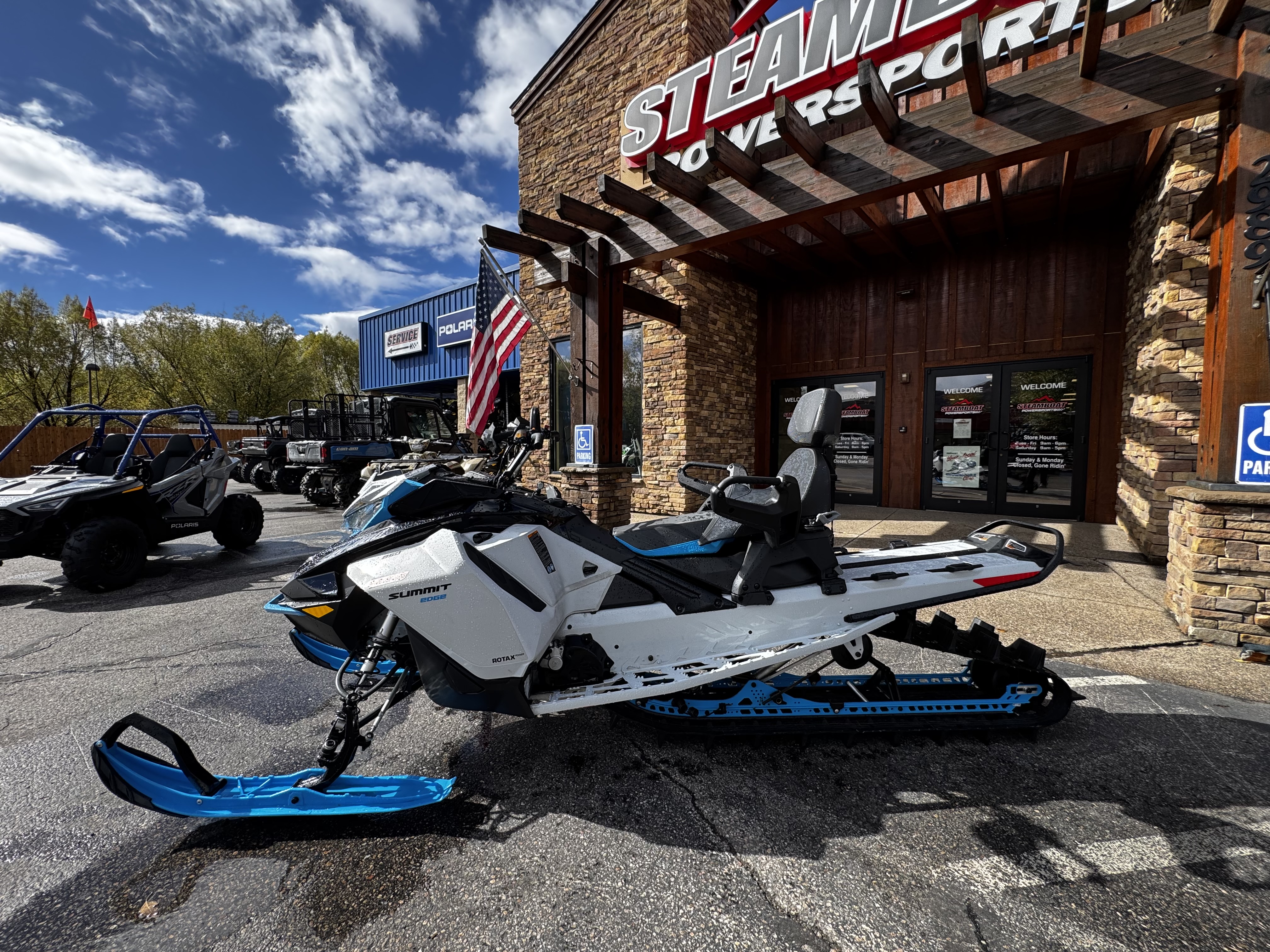 2022 Ski-Doo SUMMIT EDGE 850 S 165 3 Snowmobile
