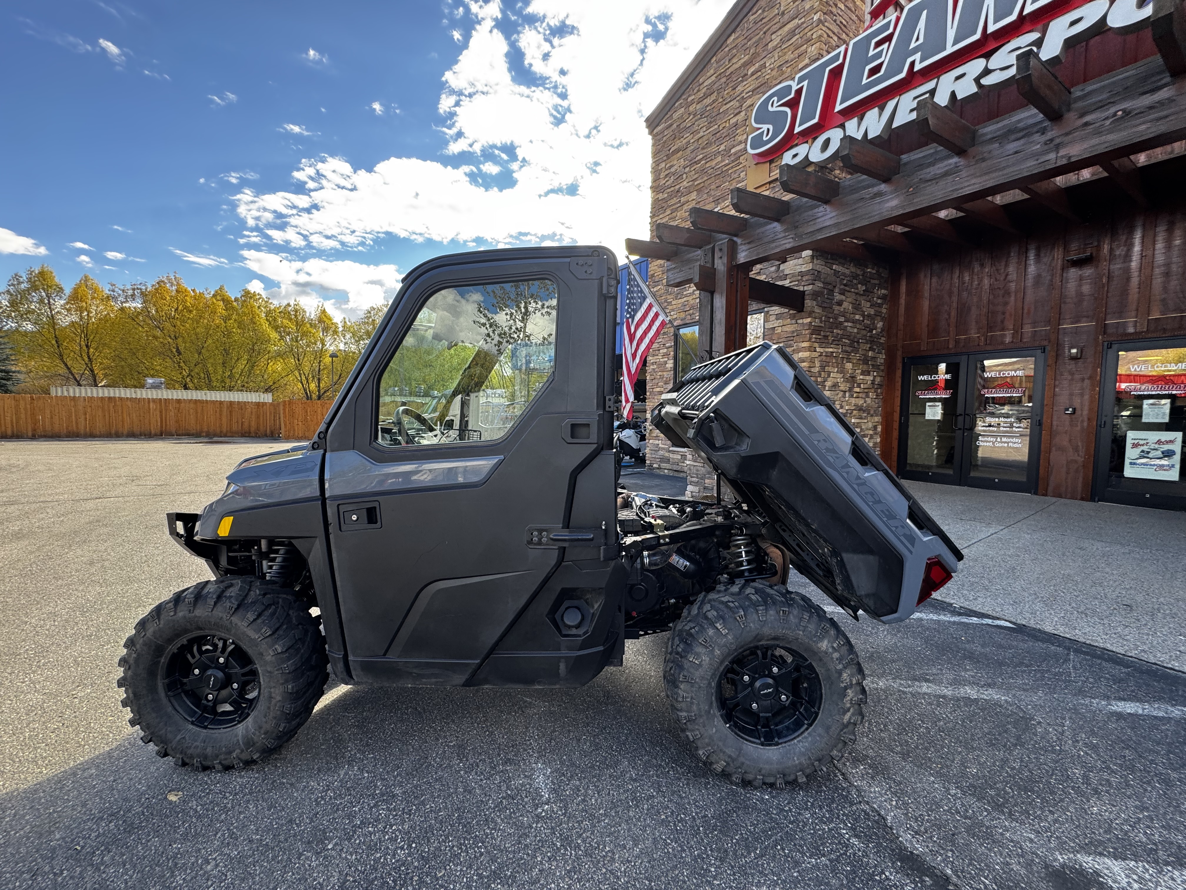 2025 POLARIS RANGER XP 1000 NORTHSTAR EDITION PREMIUM Side x Side