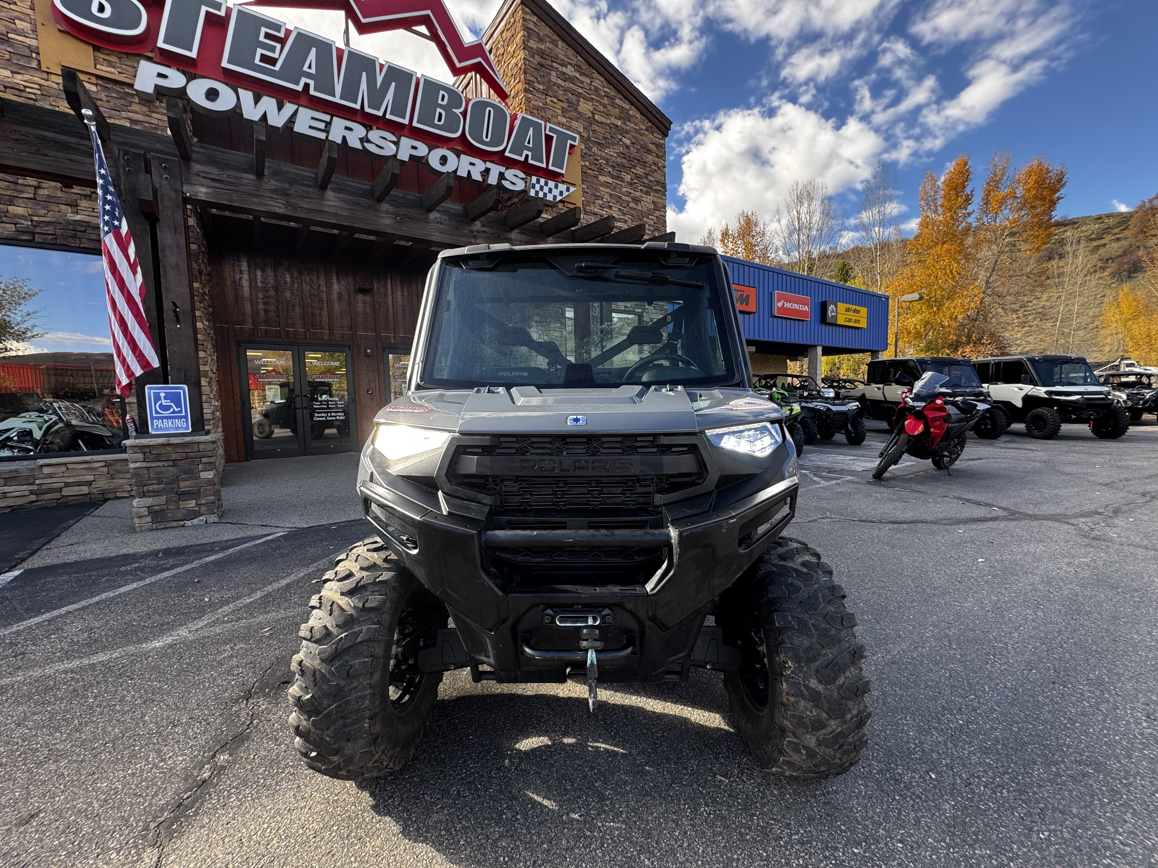 2025 POLARIS RANGER XP 1000 NORTHSTAR EDITION PREMIUM Side x Side
