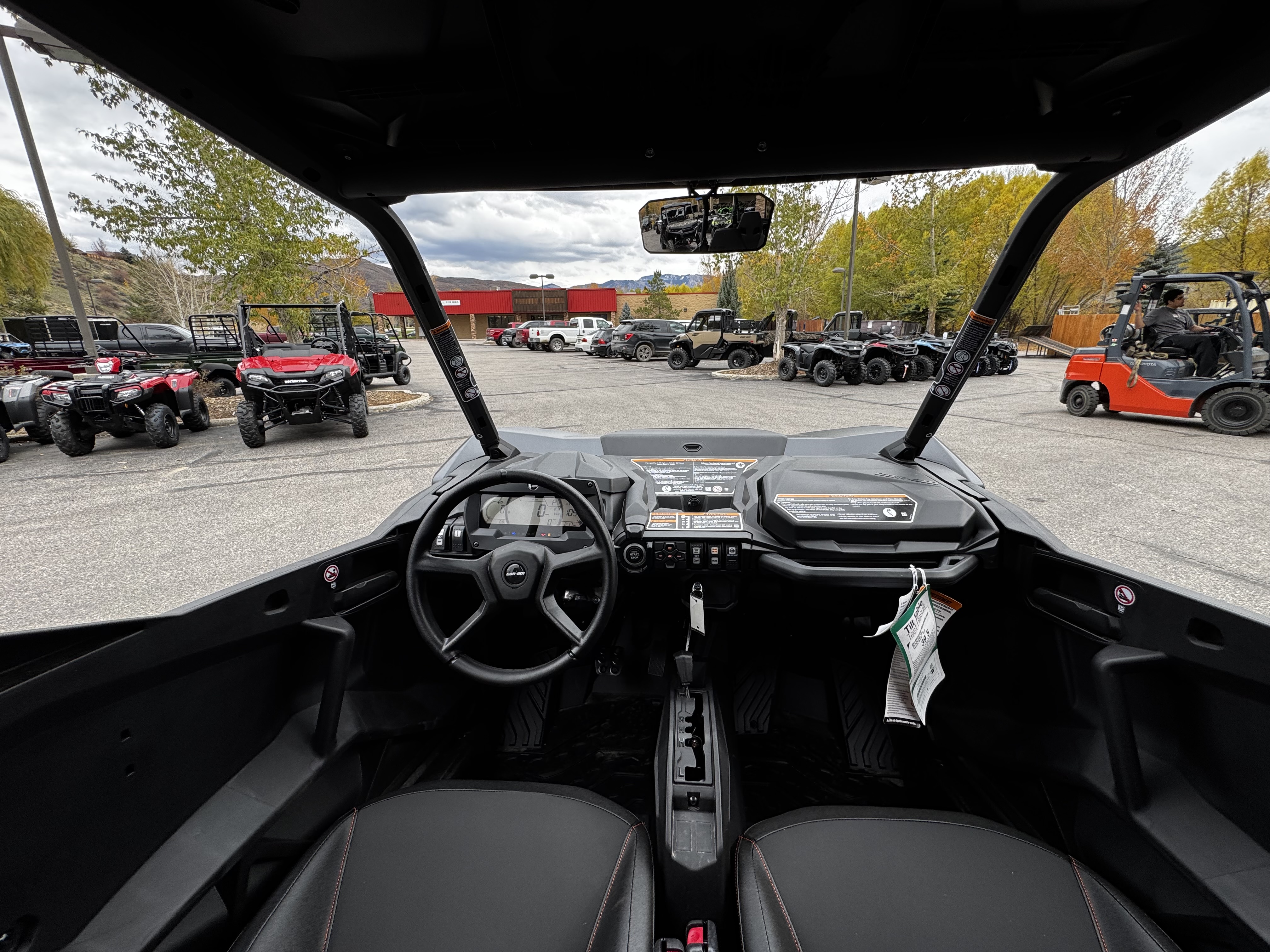 2026 Can-Am Commander MAX XT-P 1000R Side x Side