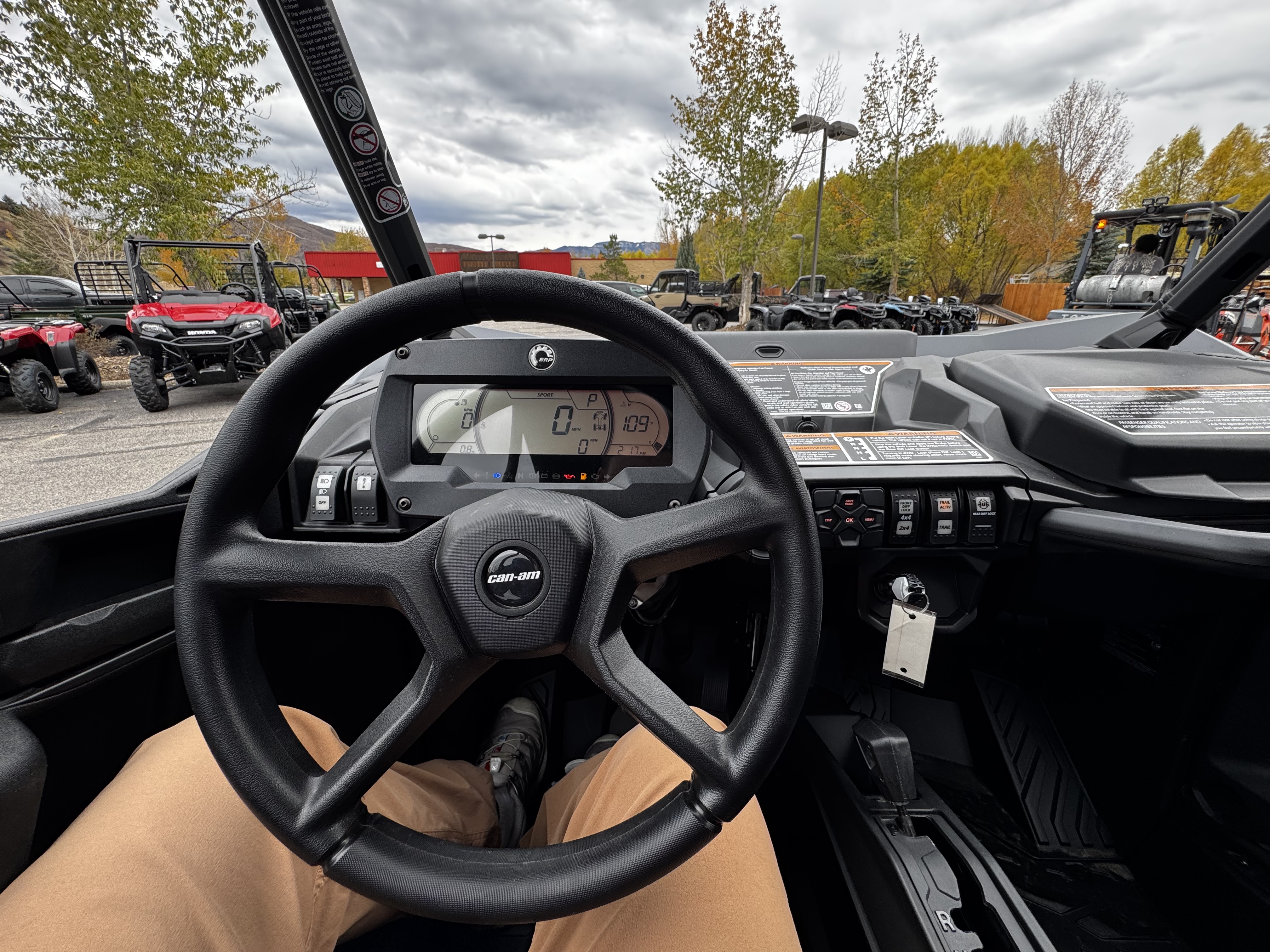 2026 Can-Am Commander MAX XT-P 1000R Side x Side