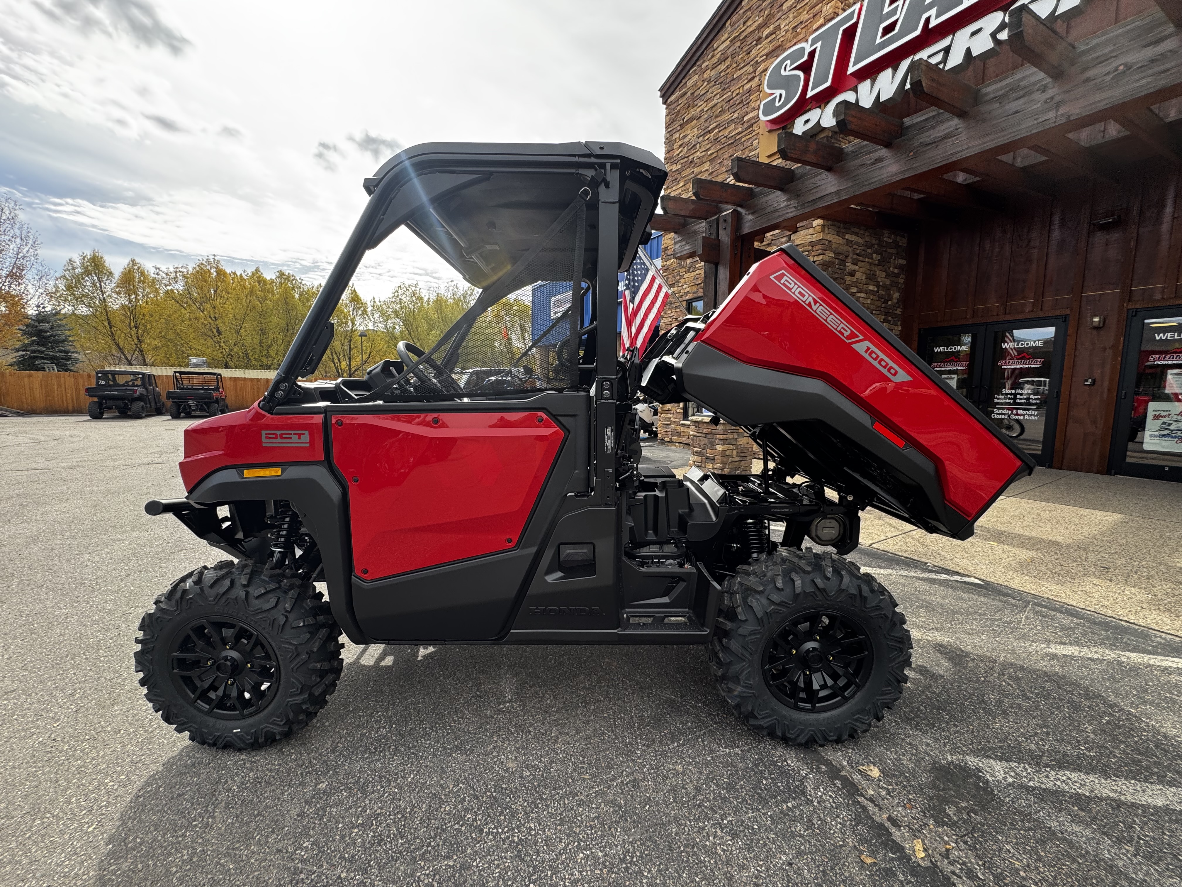 2026 HONDA PIONEER 1000 DELUXE UTV