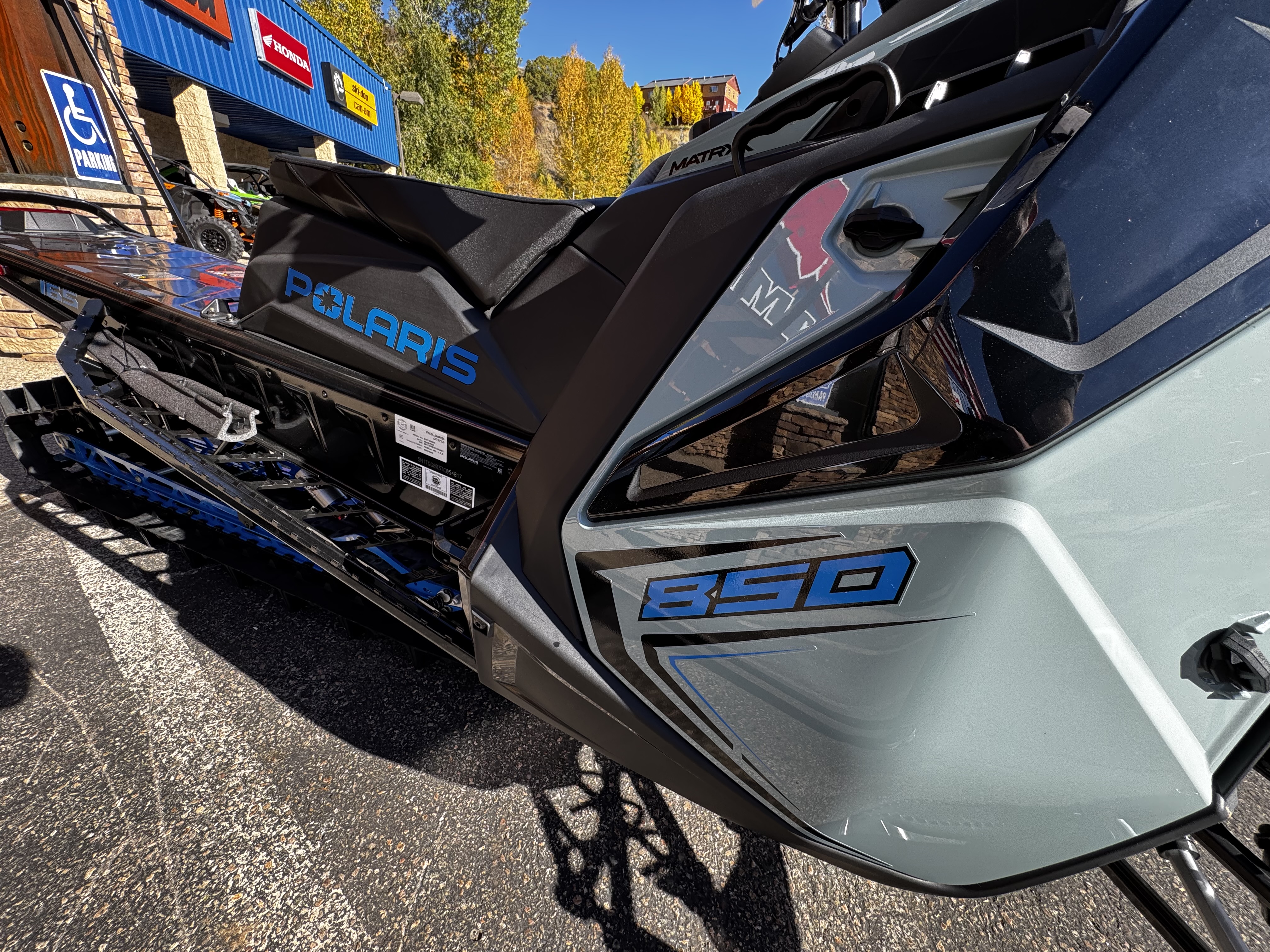 2026 Polaris Snowmobiles 850 RMK KHAOS 165 ES 7S Snowmobile