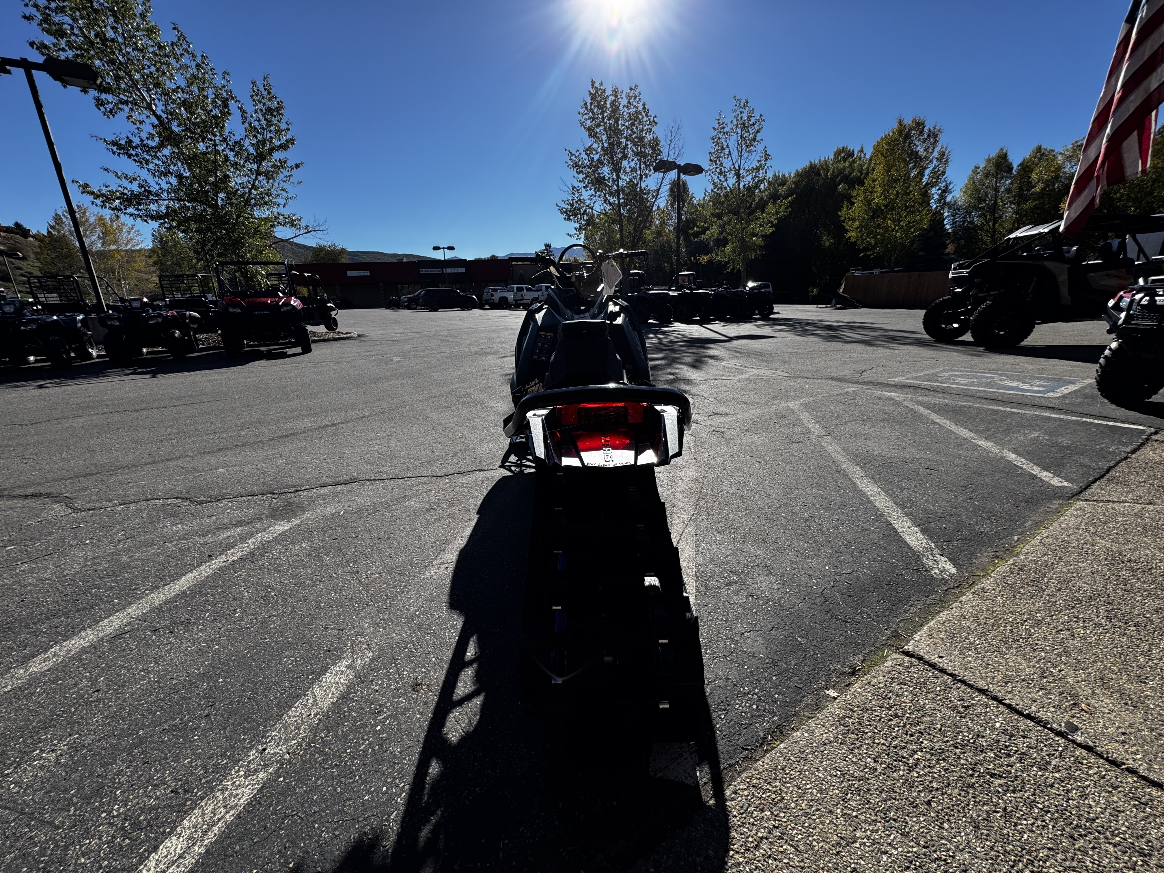 2026 Polaris Snowmobiles 850 RMK KHAOS 165 ES 7S Snowmobile
