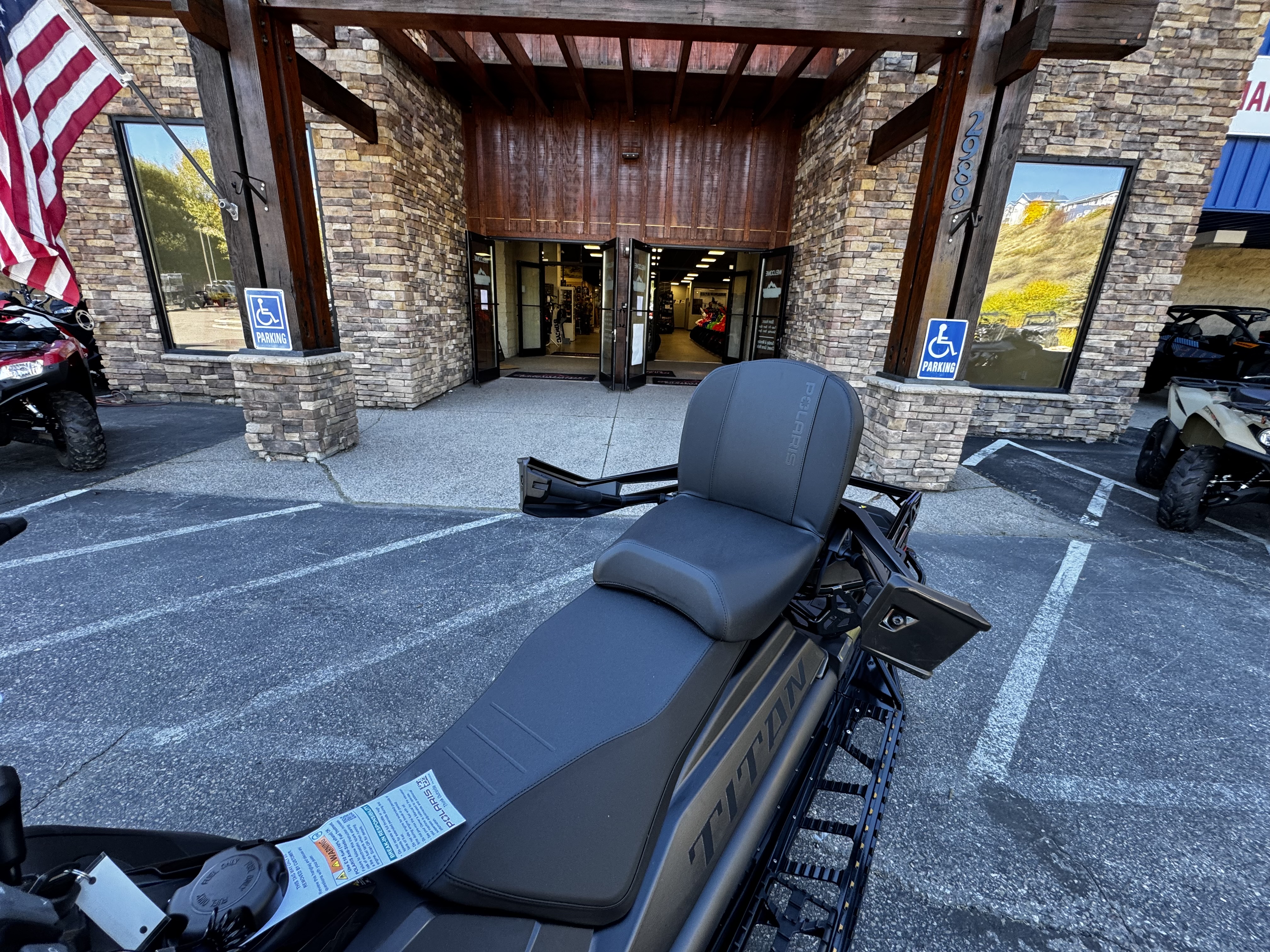 2027 POLARIS PROSTAR TITAN ADVENTURE BLK Snowmobile