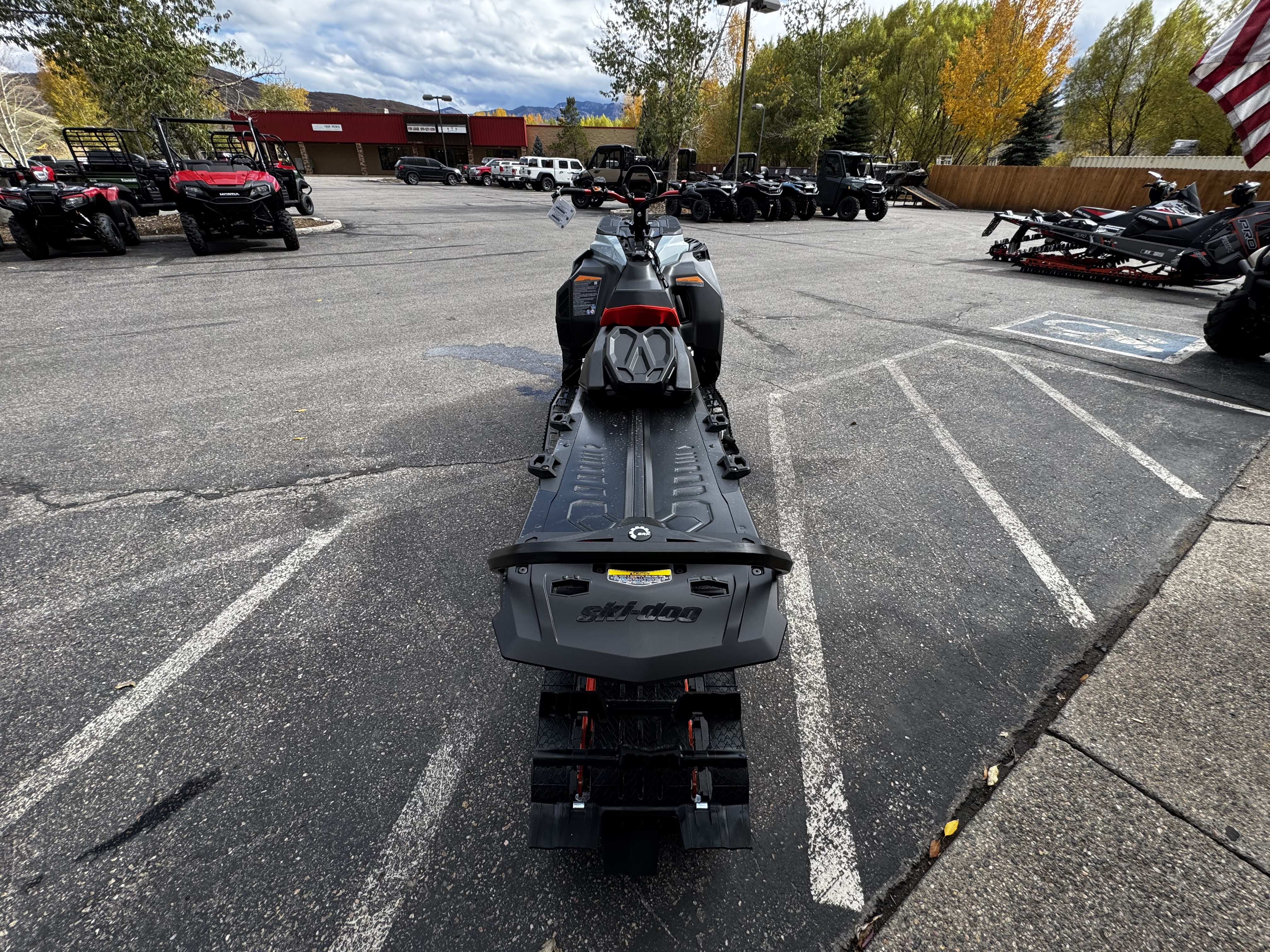 2027 Ski-Doo SUMMIT EDGE 850 TURBO S 165 3" Snowmobile